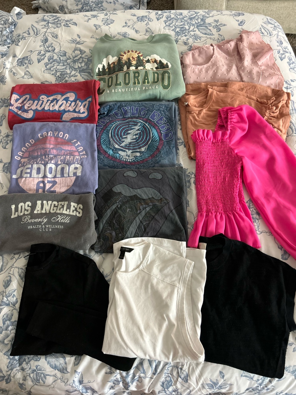women’s size small tops bundle